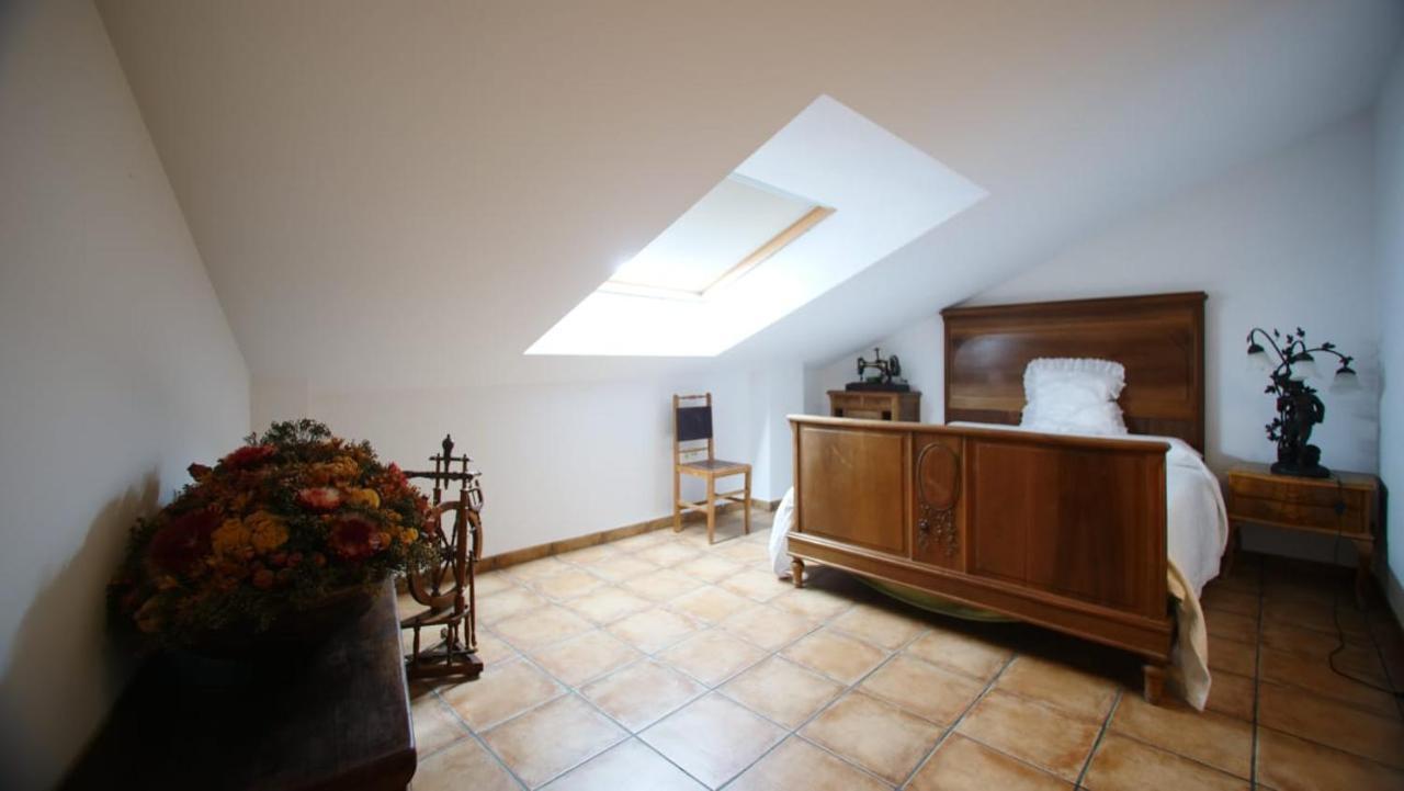 Casa Rural Plaza Vieja Saldana Ngoại thất bức ảnh